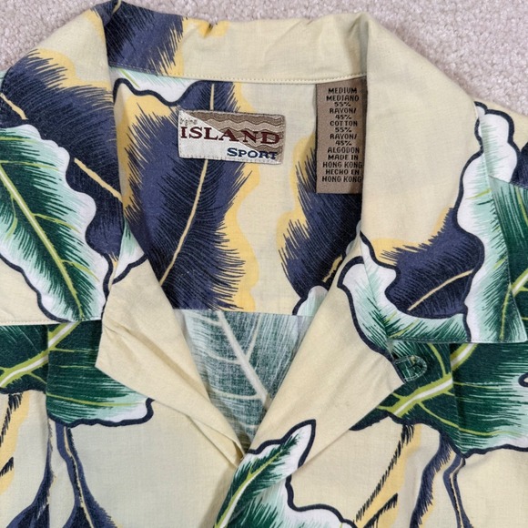Island‎ Sport Tropical Hawaiian Shirt Button Up Short Sleeve Palm Tree Medium - Picture 2 of 6